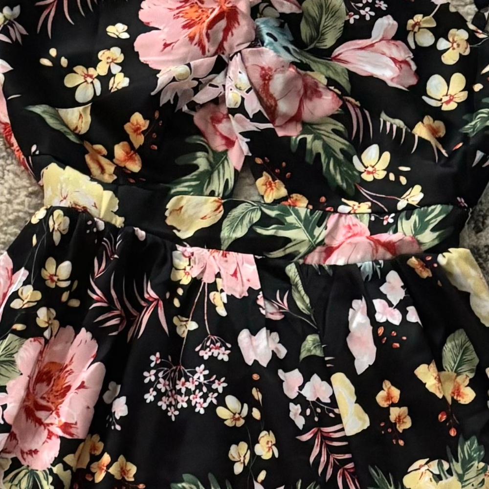 Cupshe Black Pink Backless Tie Front Sundress - Picture 7 of 7